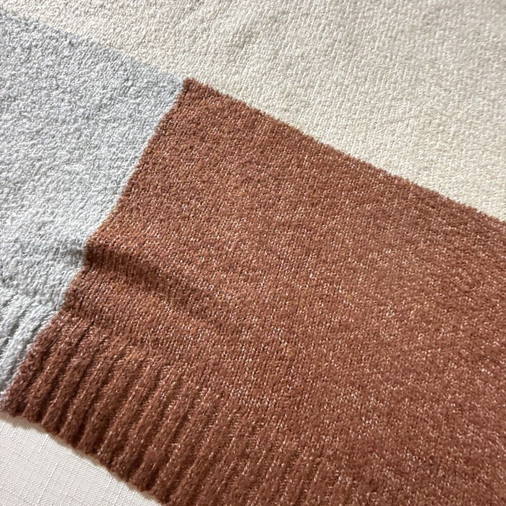OVLA Color Block Sweater Size Large - Picture 2 of 9